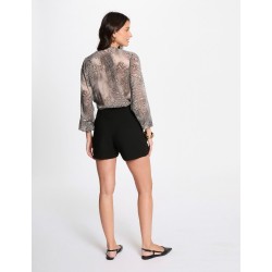 Pantalon corto shou negro