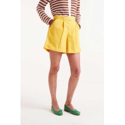 Short botones amarillo