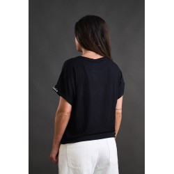 camiseta básica negra