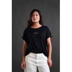 camiseta básica negra