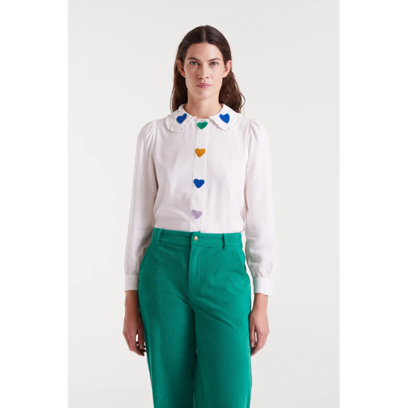 Camisa bordada corazones