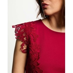 Blusa dflower rojo oscuro