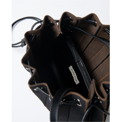 Bolso mochila de punto plisado