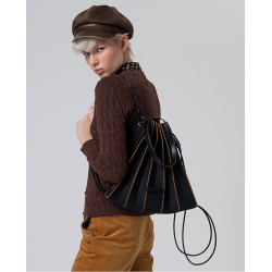 Bolso mochila de punto plisado