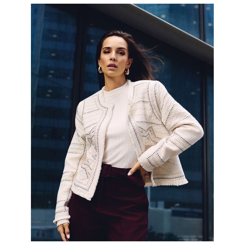 Cazadora vcliky marfil