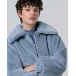 Chaqueta corta pelo azul