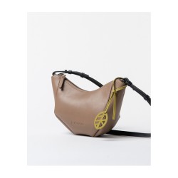 bolso bandolera con interior estampado