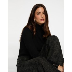 Jersey cuello vuelto negro...