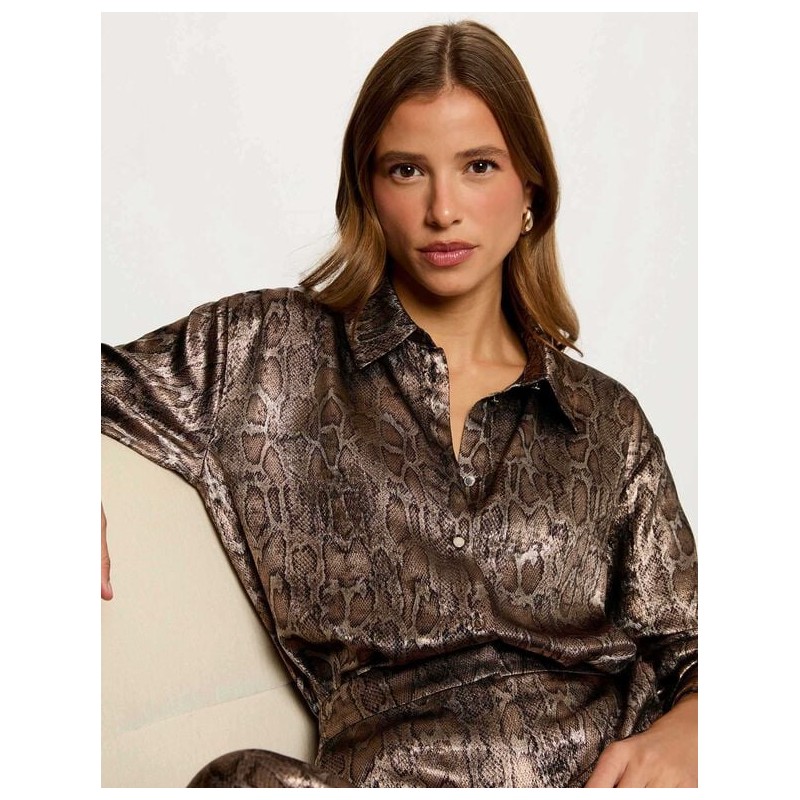 Camisa estampada serpiente cebil