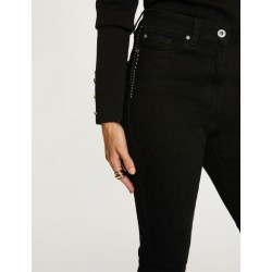 Pantalon negro con tachuelas pavi