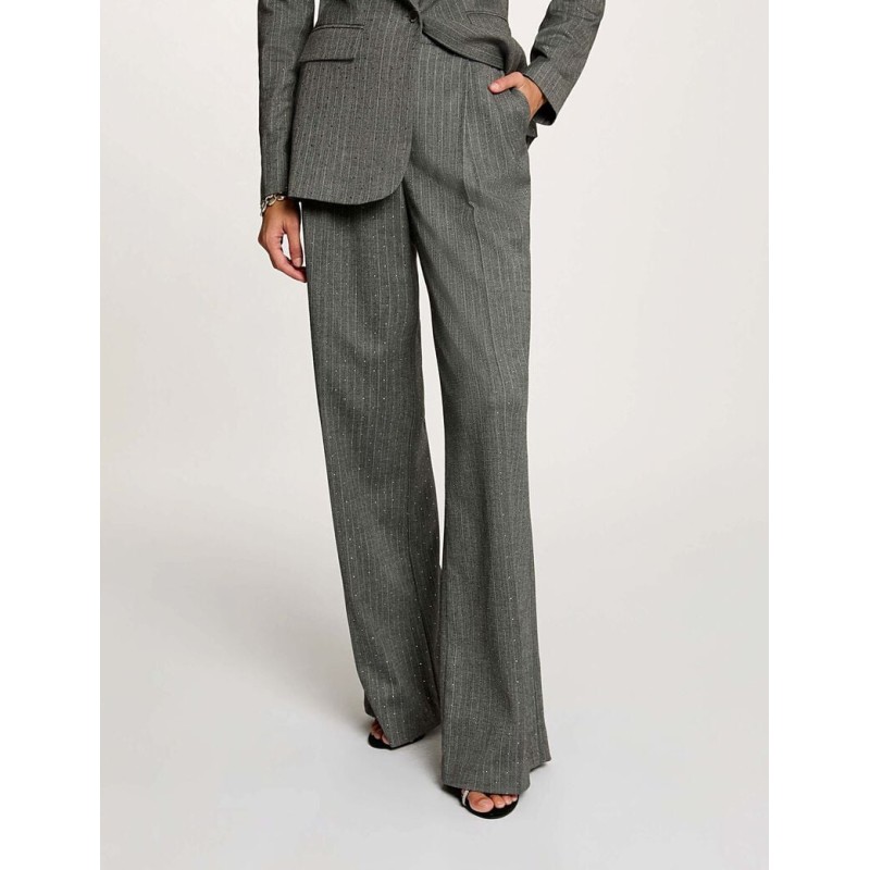 Pantalon a rayas gris pveper