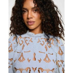blusa encaje azul cielo ombrak